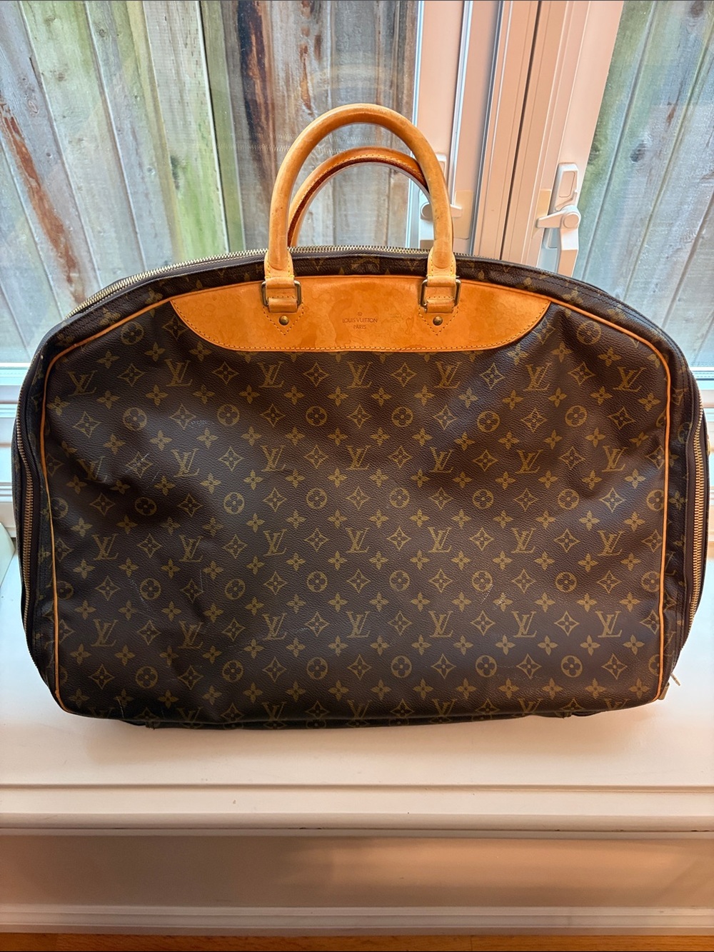Louis Vuitton Brown Monogram Travel Bag with Vachetta Trim - Picture 3 of 16